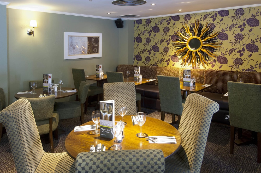 Premier Inn Gatwick Crawley Town West 28/34