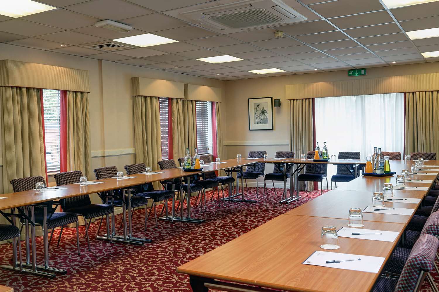 Best Western Plus Milford Hotel 39/46