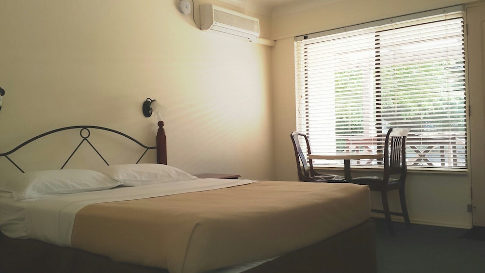 Karri Forest Motel 10/36