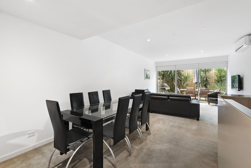 BRIGHTON BAY APARTMENTS 28/42