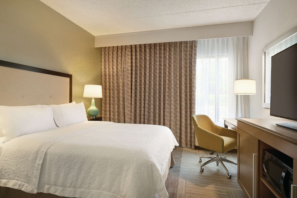 Hampton Inn Reading/Wyomissing 12/40
