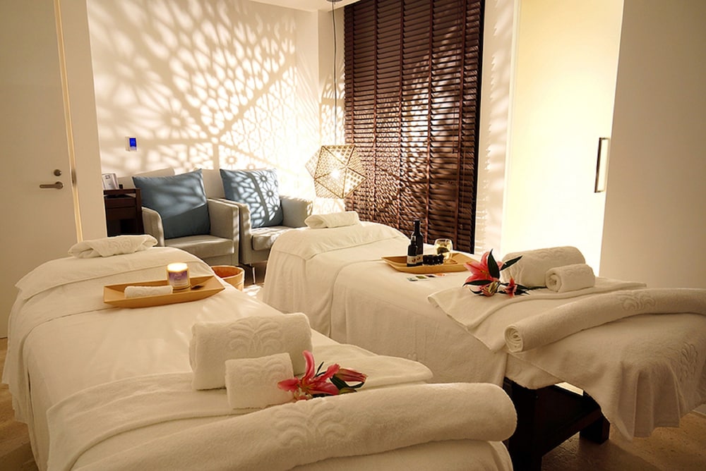 Hotel Royal Beitou 24/66