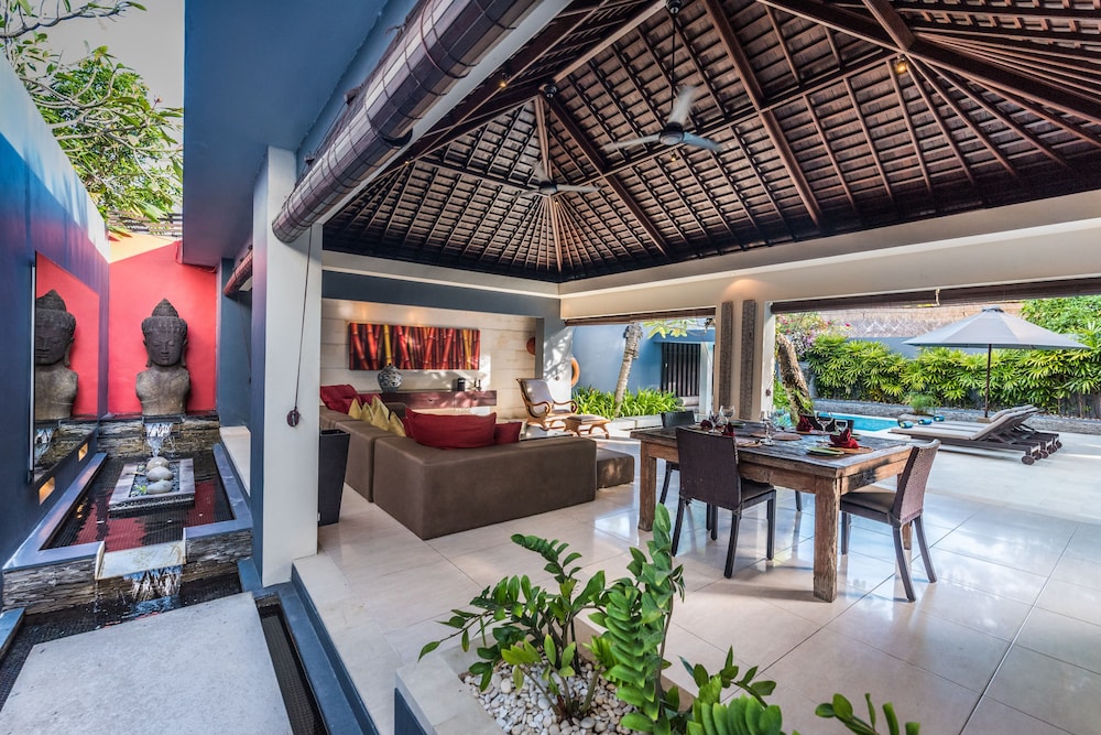 KEMBALI VILLAS 30/50