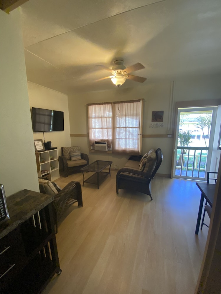 Kauai Palms Hotel 34/51