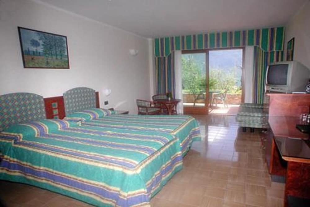 STANDARD, DOUBLE BED