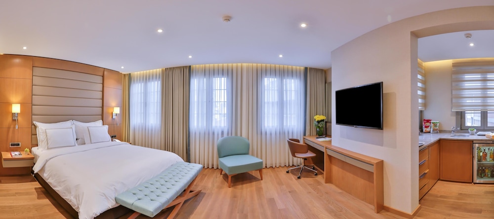 Suite, Double Bed
