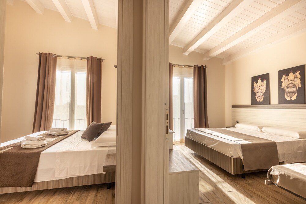 Tramonto Ibleo Resort 30/76