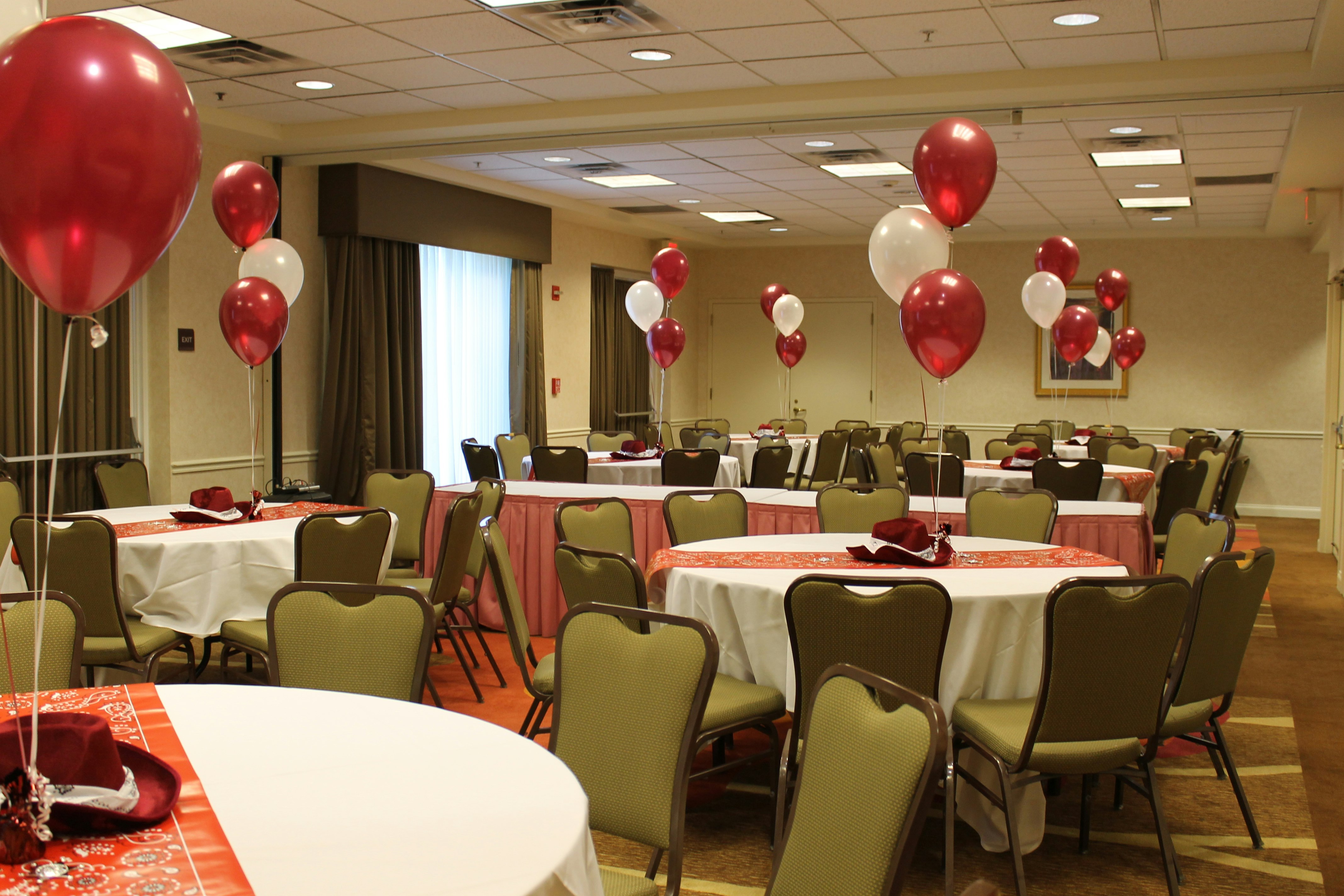 Hilton Garden Inn Addison, IL 32/43