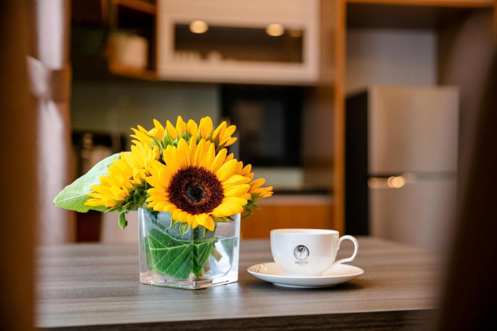 Nesta Serviced Apartment 10/18