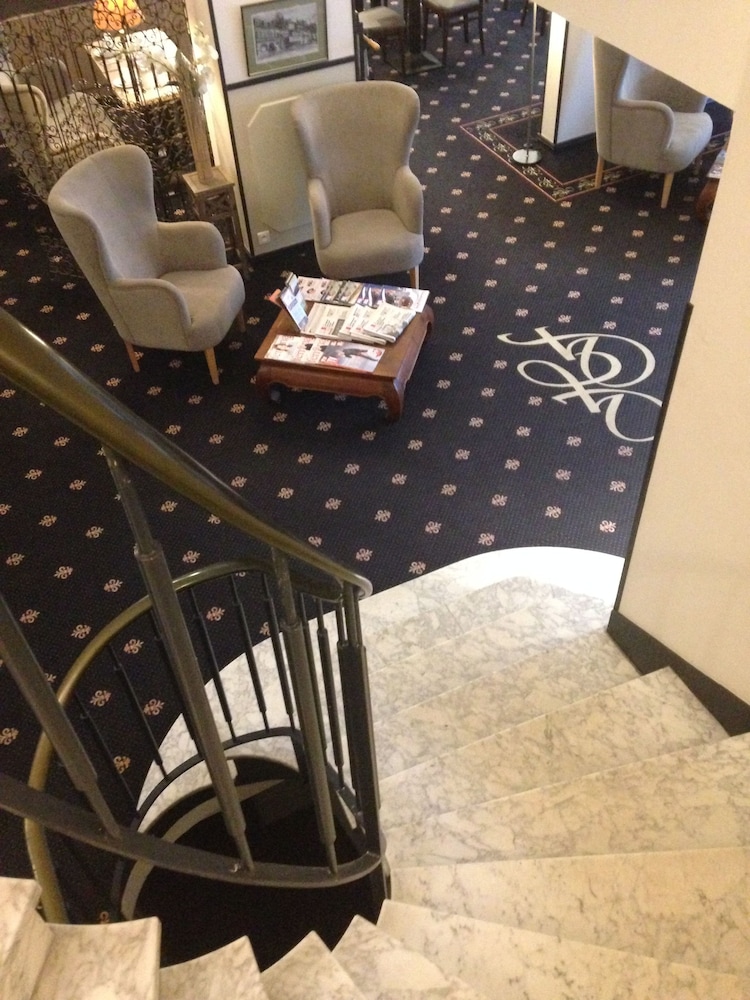 Hotel de France 5/27