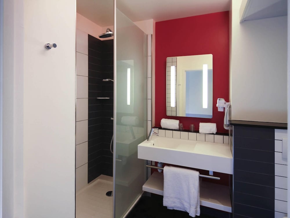 Ibis Styles Flers 30/32