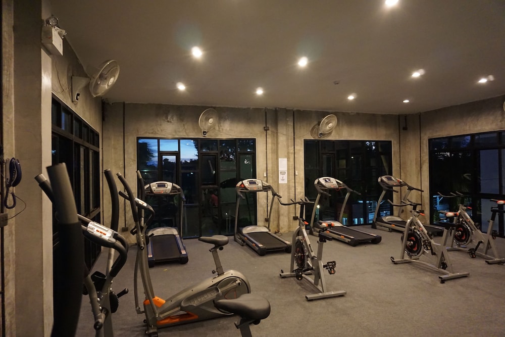 The Icon Service Apartment 24/36