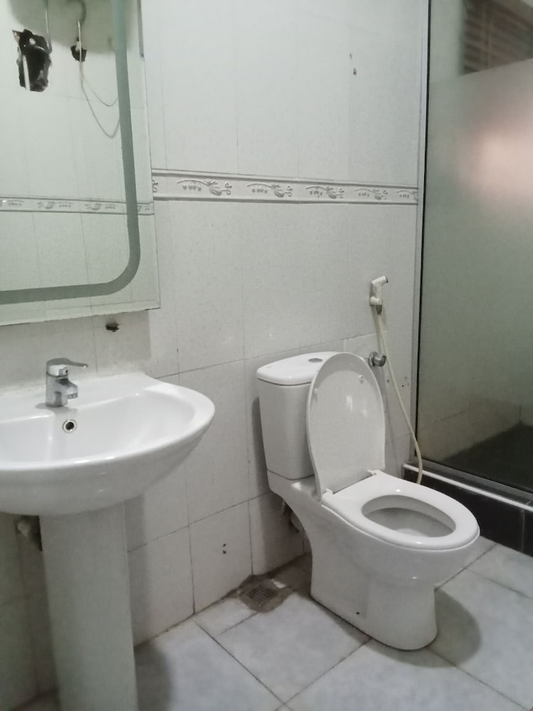 Degok Hotel 45/50