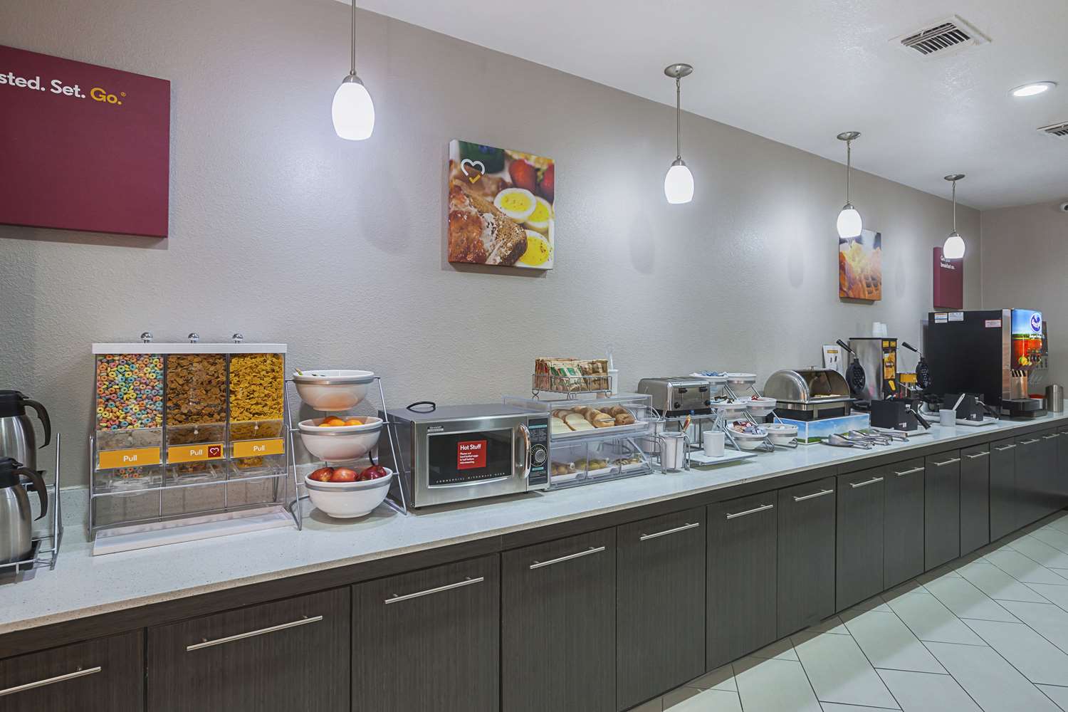 restaurant cafeteria