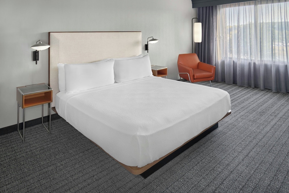 Courtyard by Marriott Kansas City Shawnee 24/71