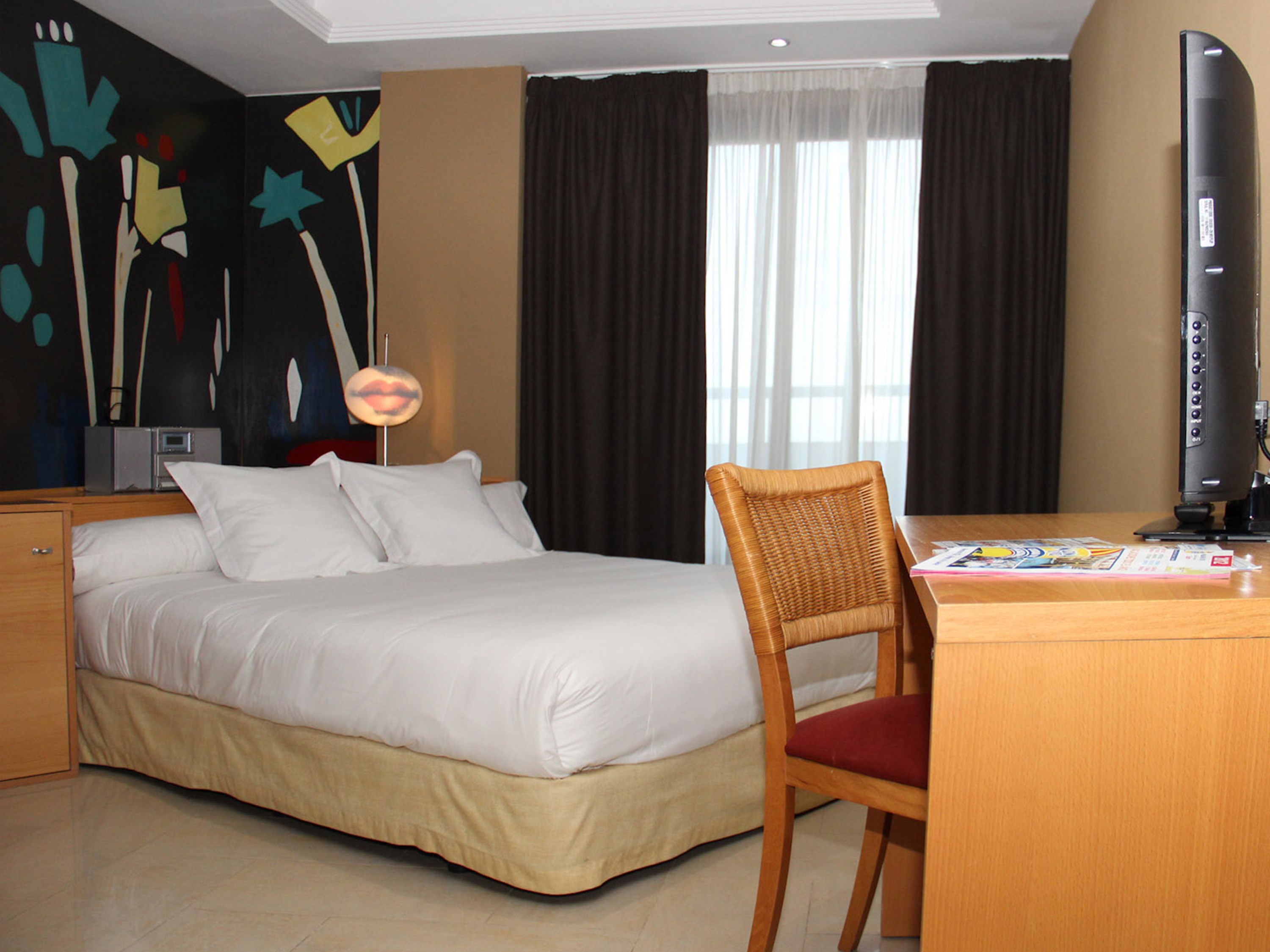 Standard, Double or Twin Bed