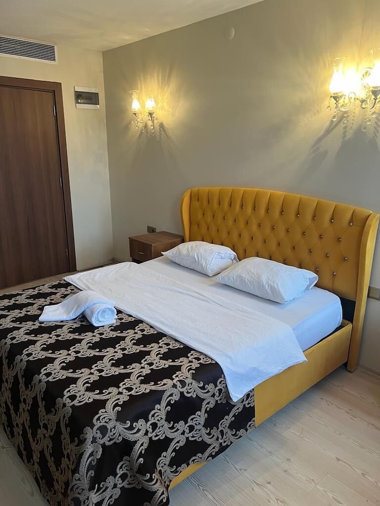 SANLI HOTEL 29/62