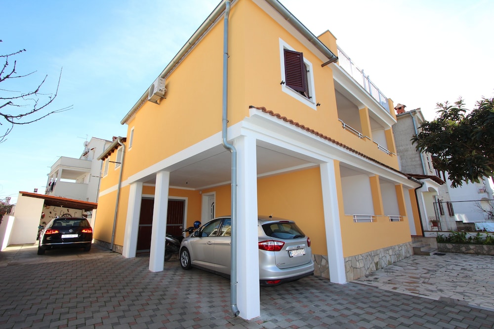 Apartments Matosevic 42/50