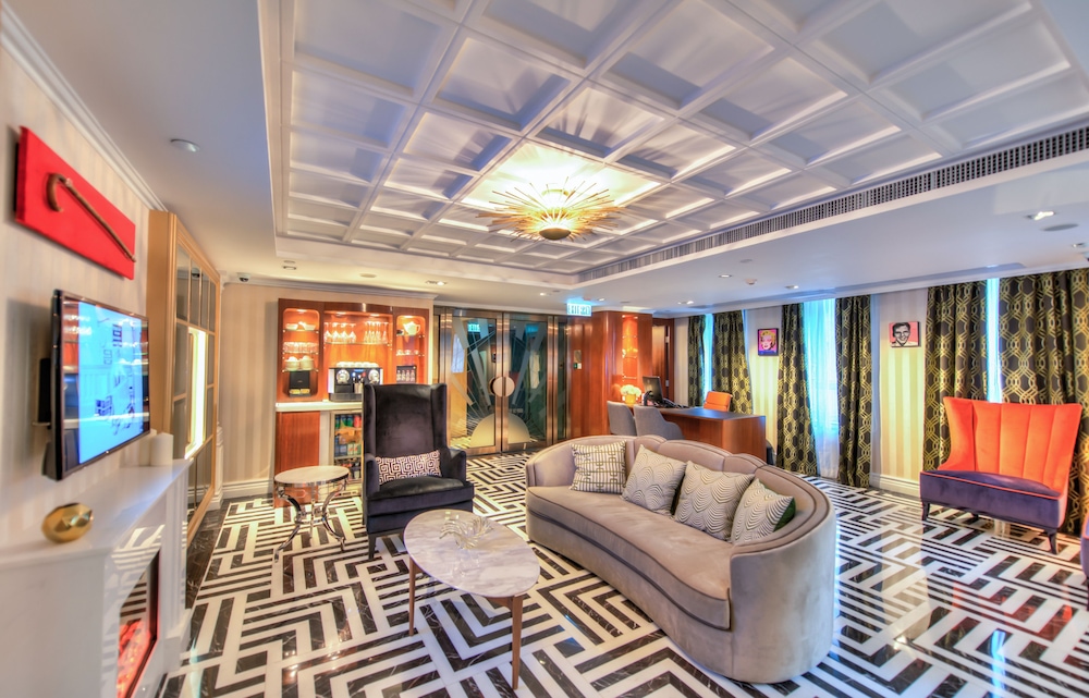 Hotel Madera Hollywood 26/42