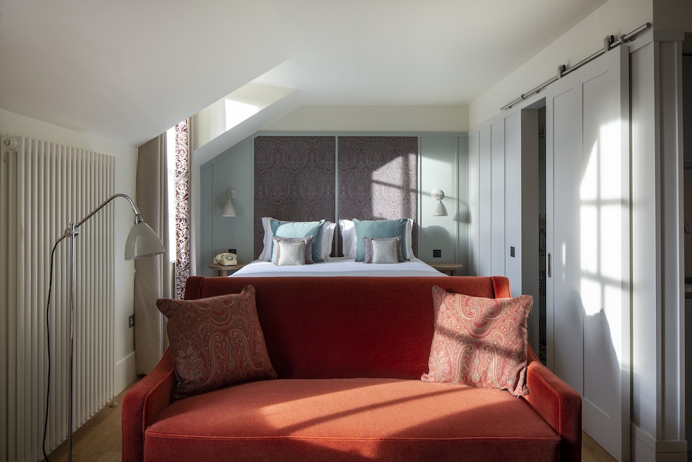 Abbey Strand Apartments at Holyrood 23/30