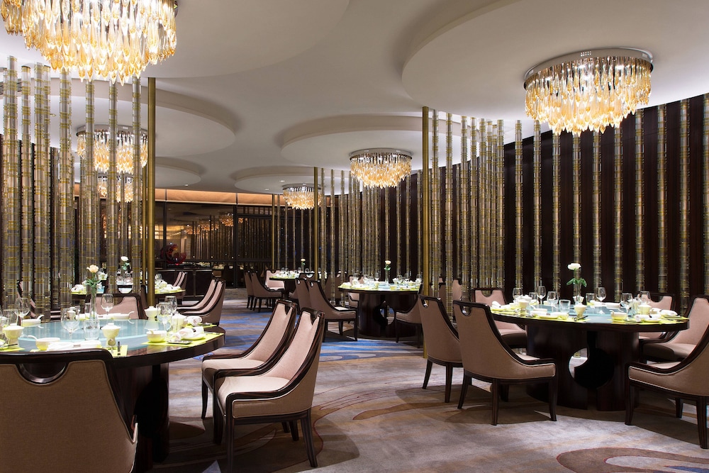 Sheraton Zhanjiang Hotel 39/48