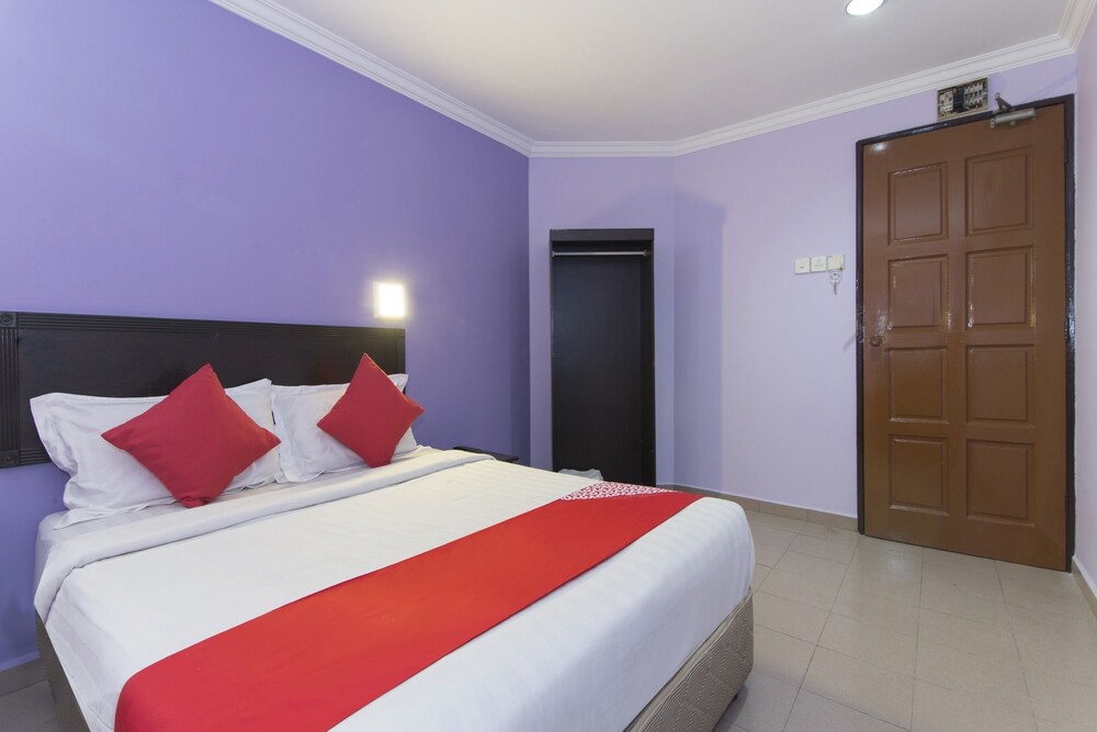 OYO 473 Comfort Hotel 2 16/55