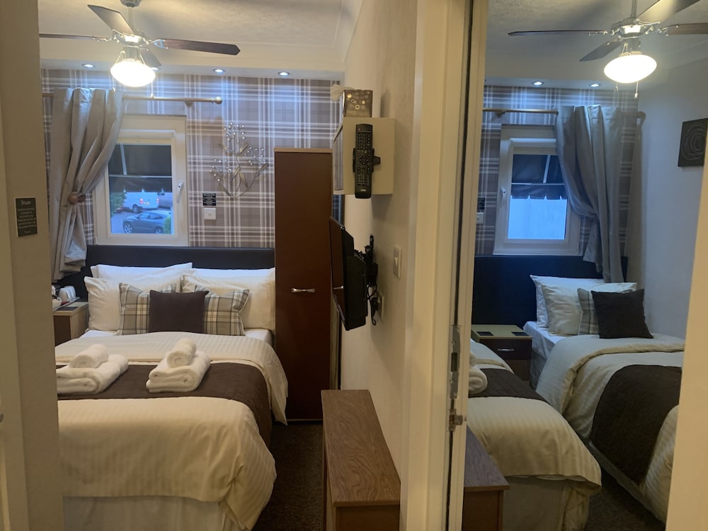 Arran Lodge 20/50