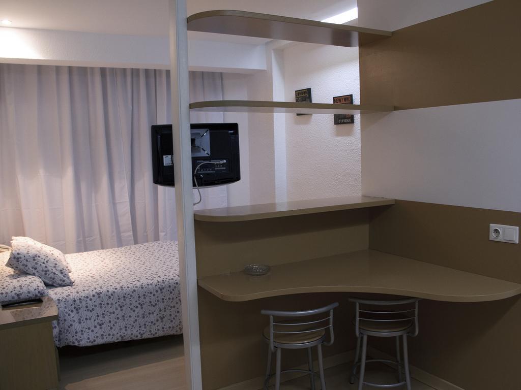 Boutique Urban Madrid Genova 31/46