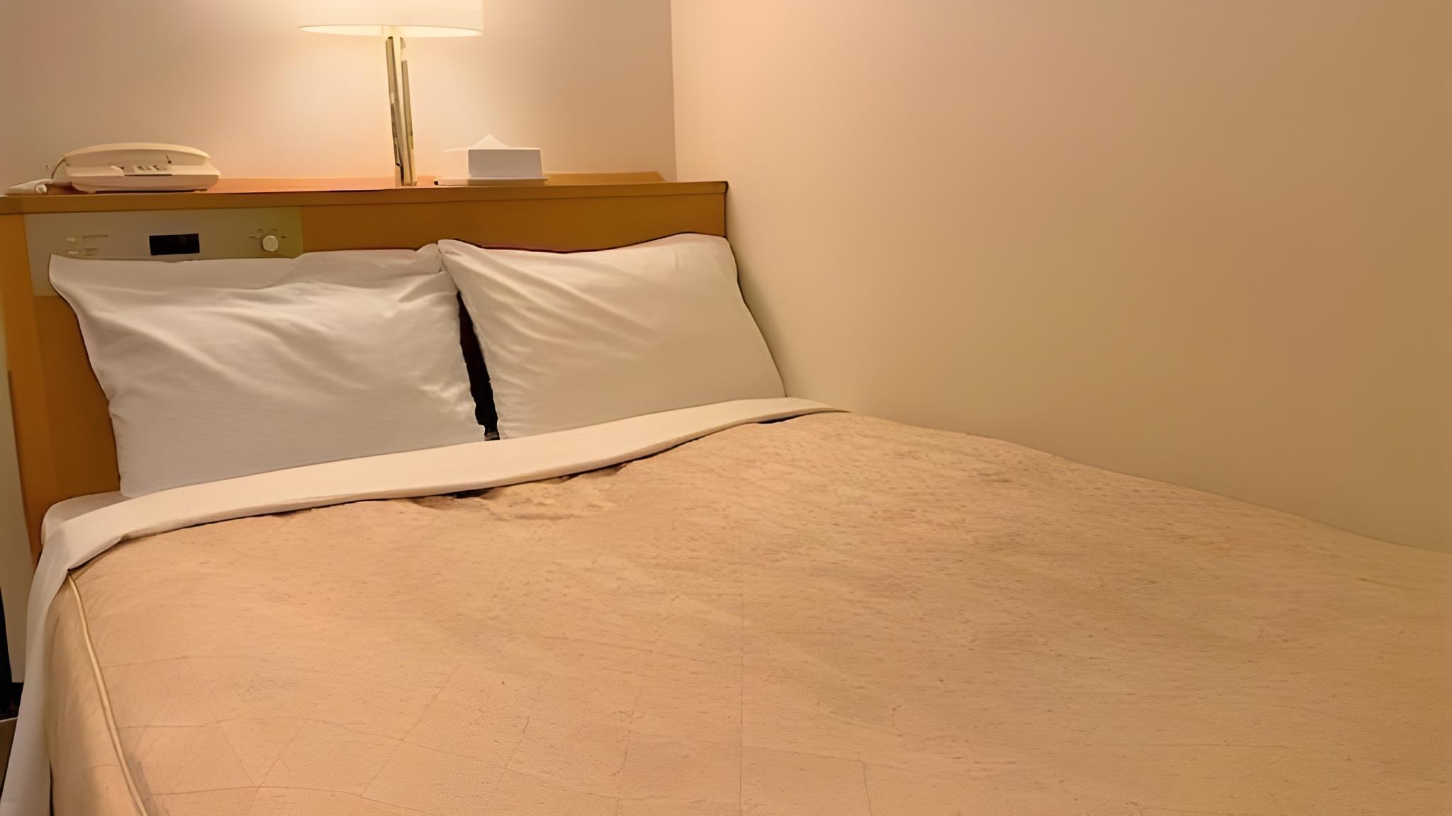 Semi Room, Standard, Semi Double Bed