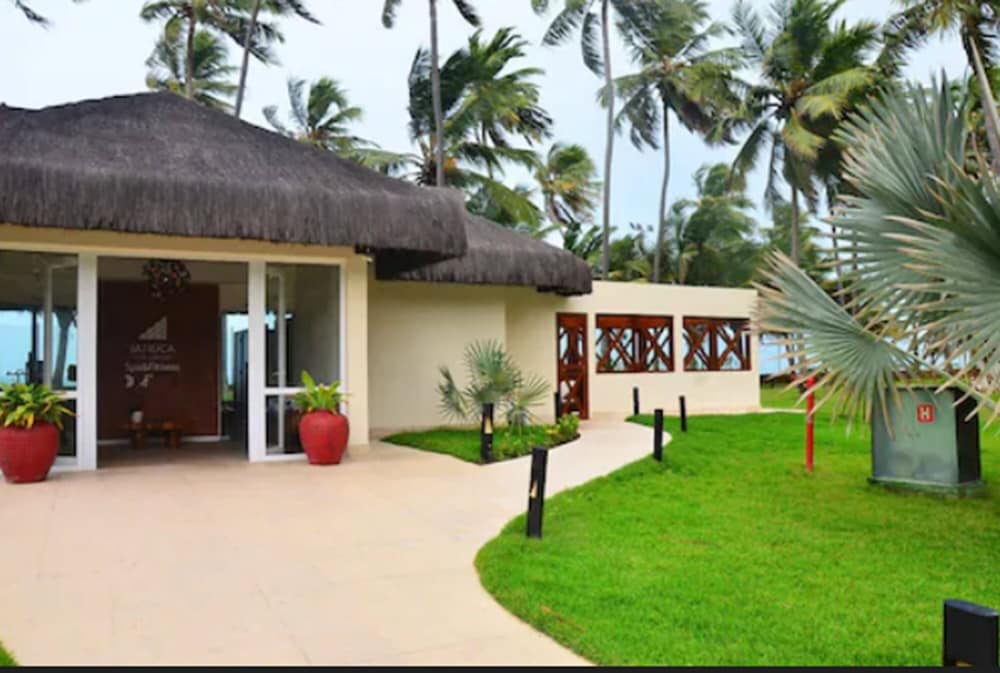 Jatiuca Hotel and Resort 80/84