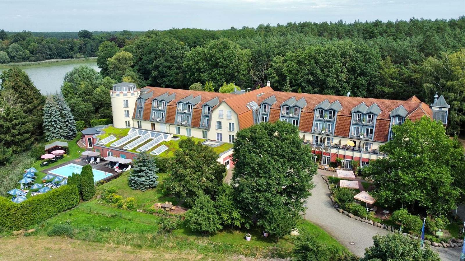 Hotel am See Sommerfeld 60/61