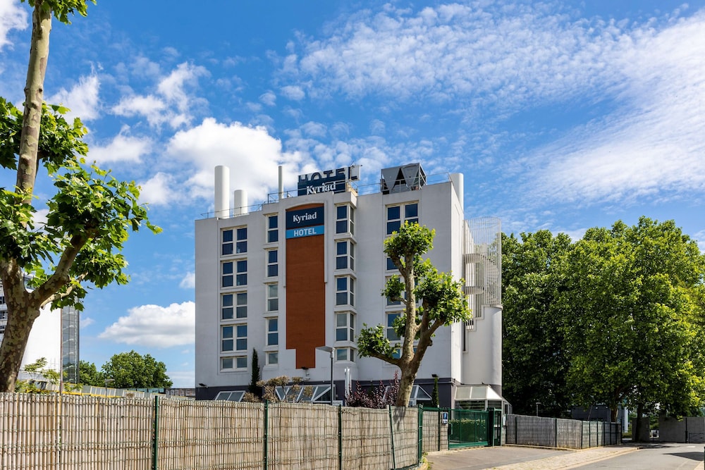 Ibis Styles Colombes Paris Ouest in COLOMBES
