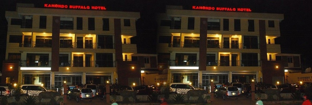 Kahondo Buffalo Hotel 2/49