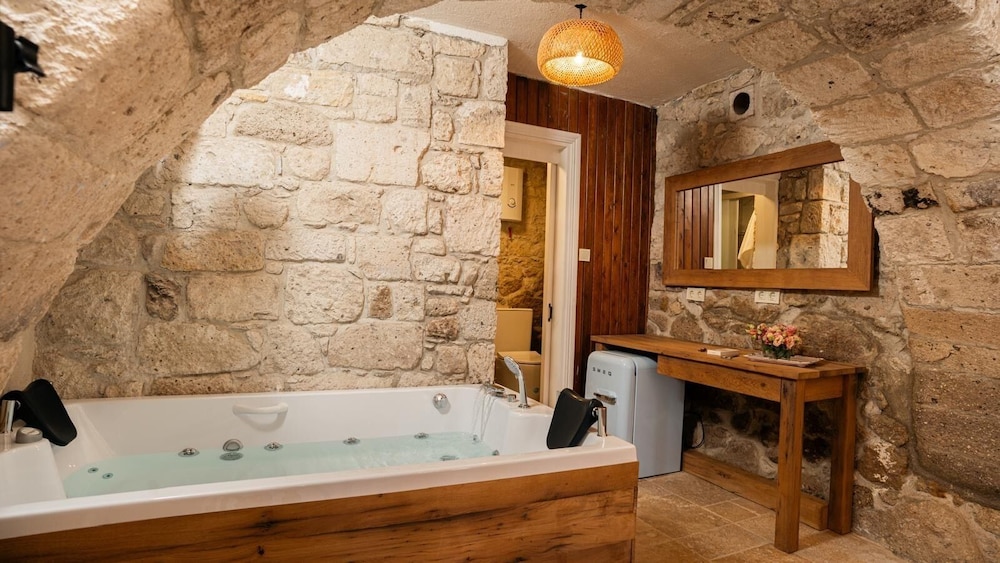 Alba Otel Alacati 48/50