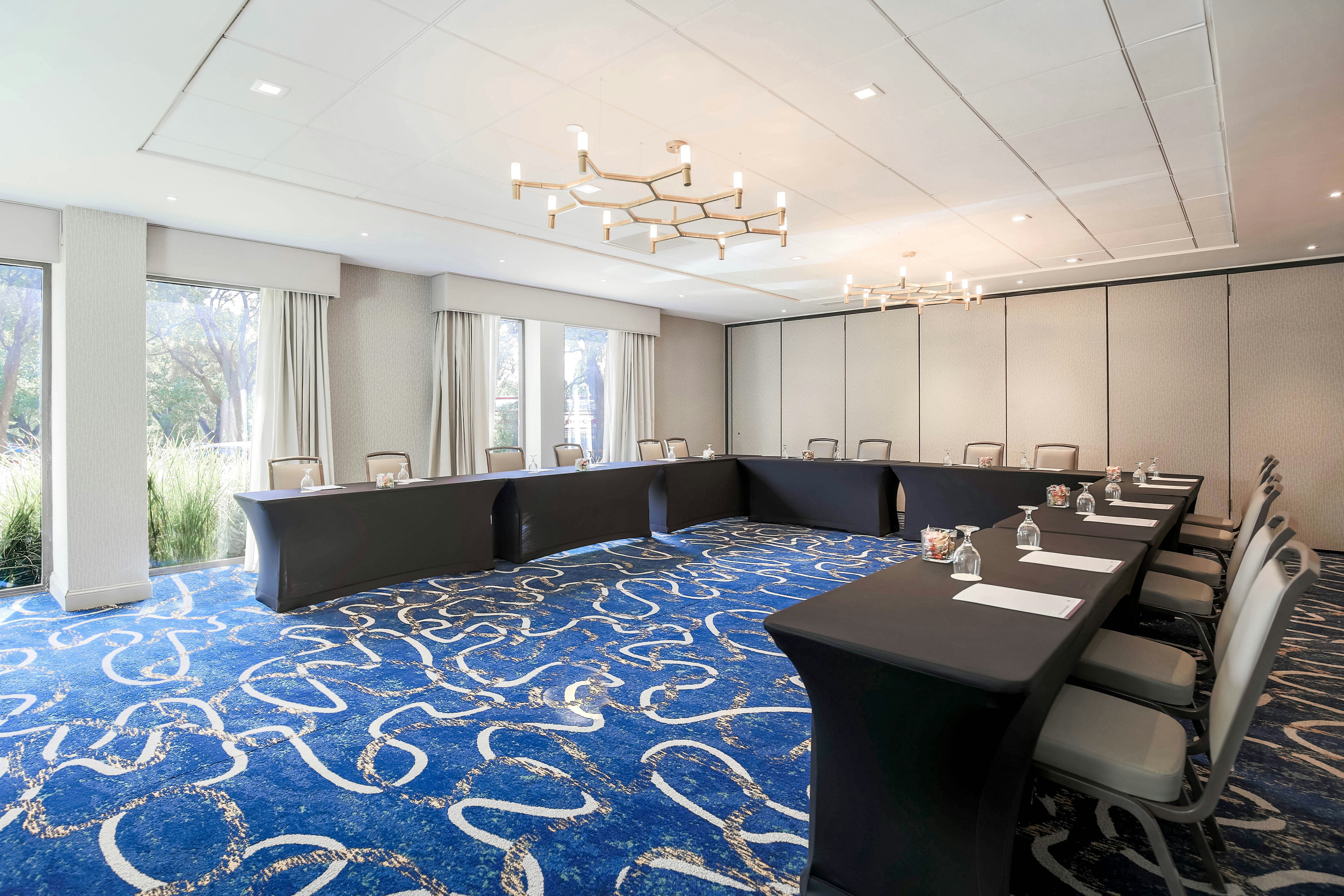 Doubletree By Hilton Austin University Area 45/58