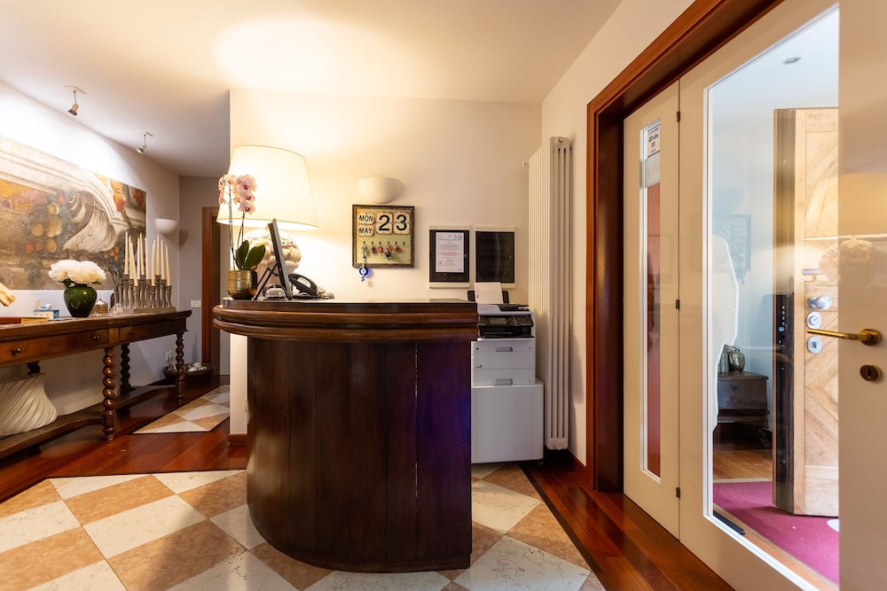 Like Home Boutique Hotel 7/50