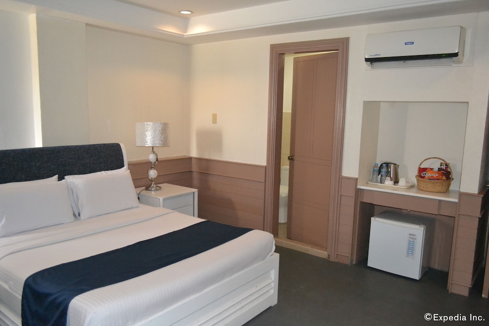 Anchor Hotel 18/42