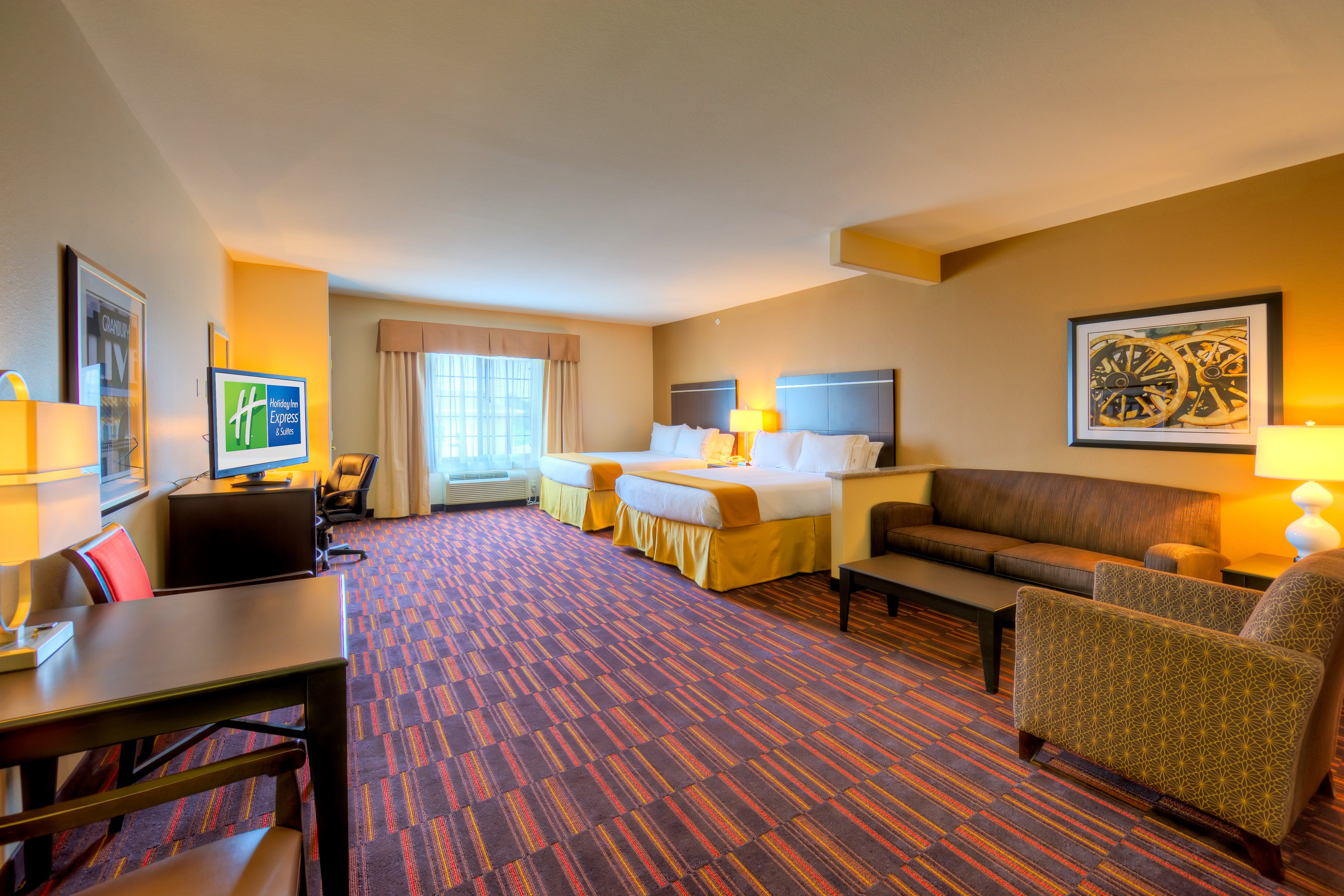 Holiday Inn Express And Suites Granbury 38/56