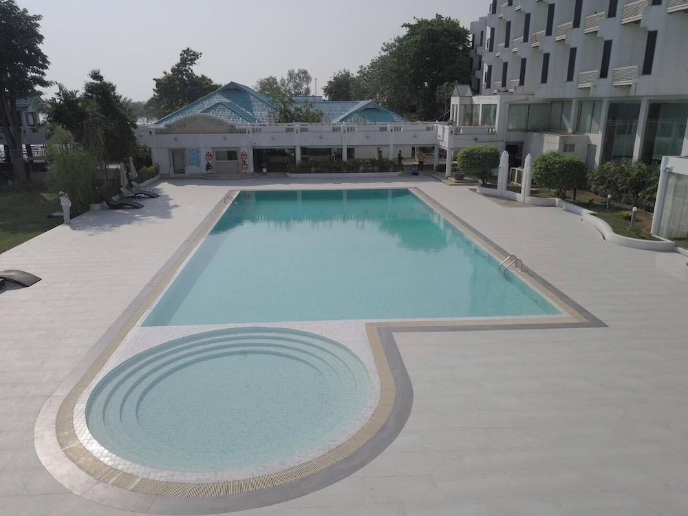 Suntara Wellness Resort & Hotel 23/50