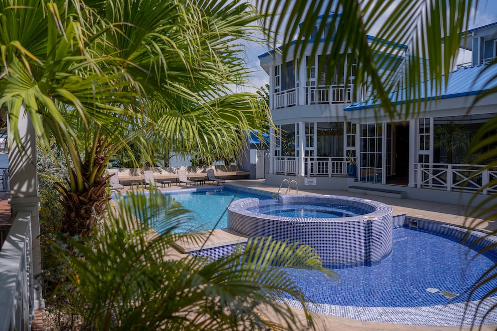 Hotel Casona Del Lago 6/69