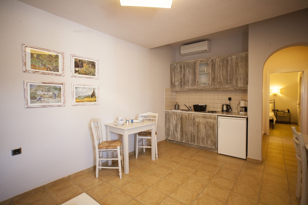 Ammos Naxos 25/50