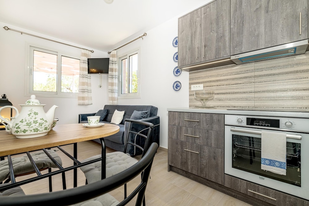 Arazzo Holiday Apartments 32/50