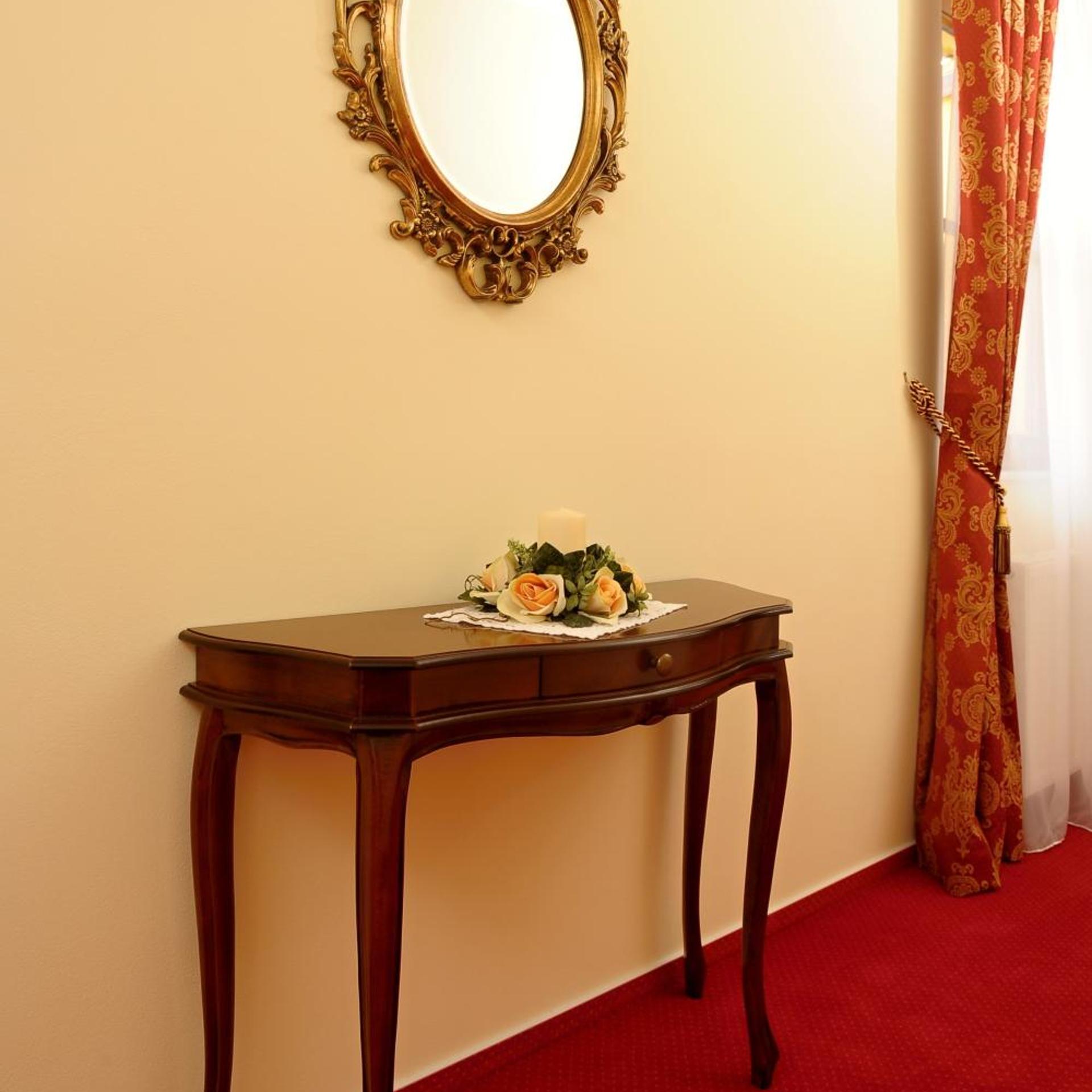 Hotel U Krale 10/50
