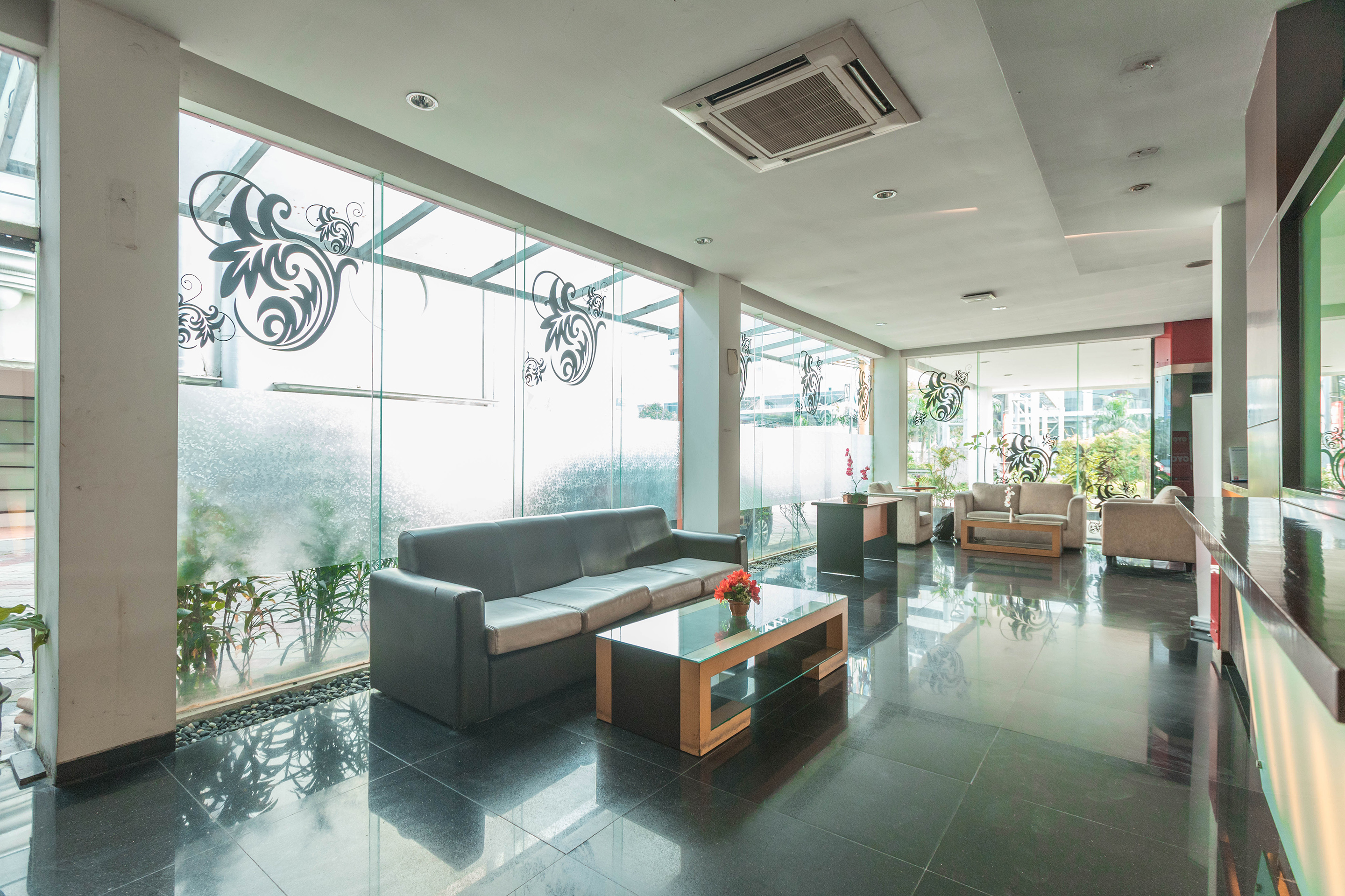 Collection O Cikarang Near Pollux Mall Formerly Hotel Pesona Cikarang 29/34