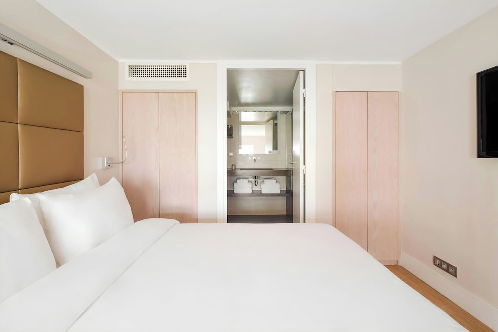 L Edmond Hotel Parc Monceau 15/67