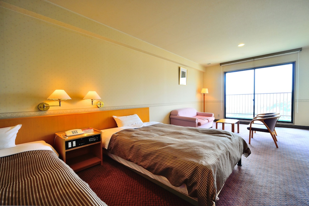 Inasayama Kanko Hotel 12/67