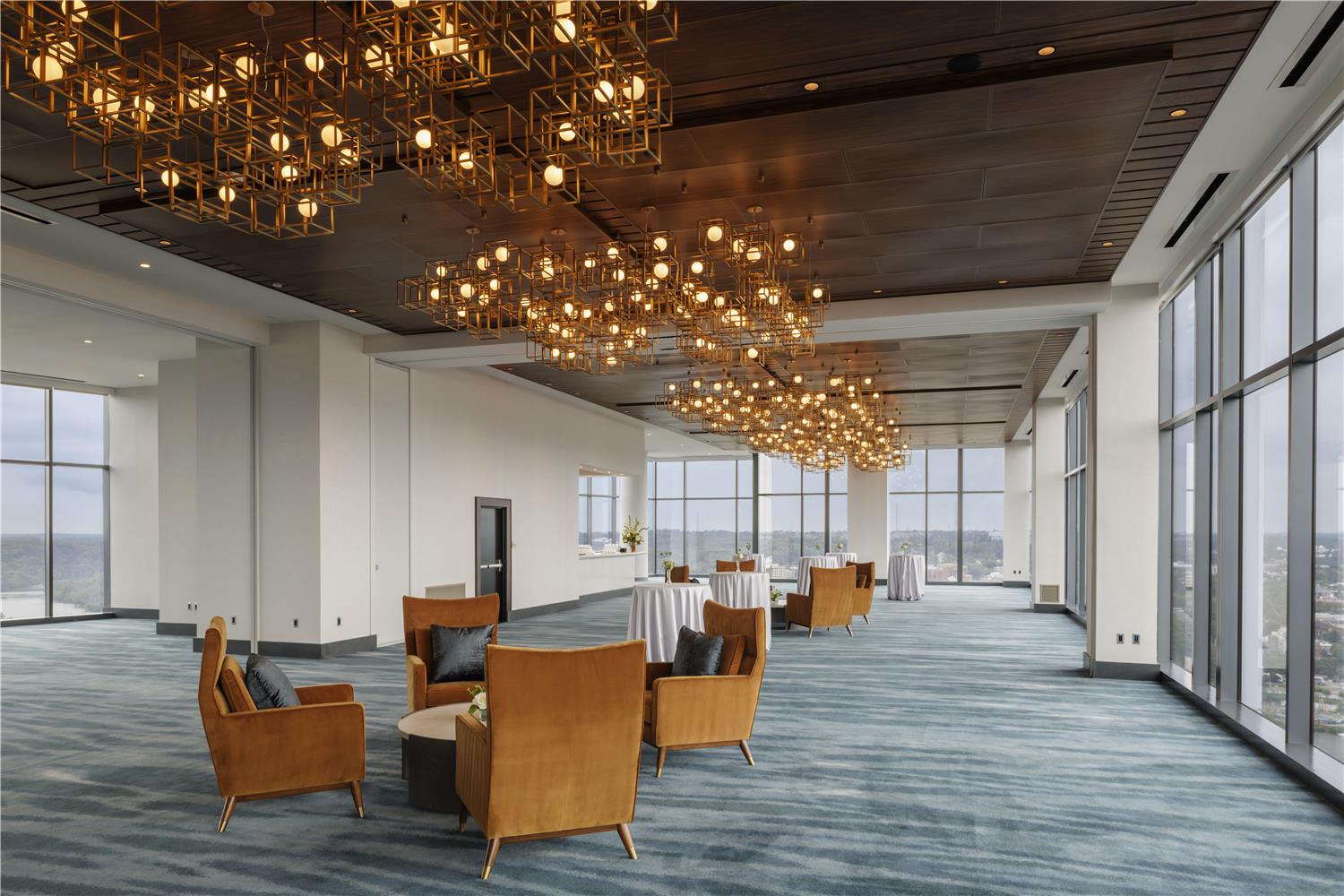 Hilton Arlington Rosslyn The Key 28/57