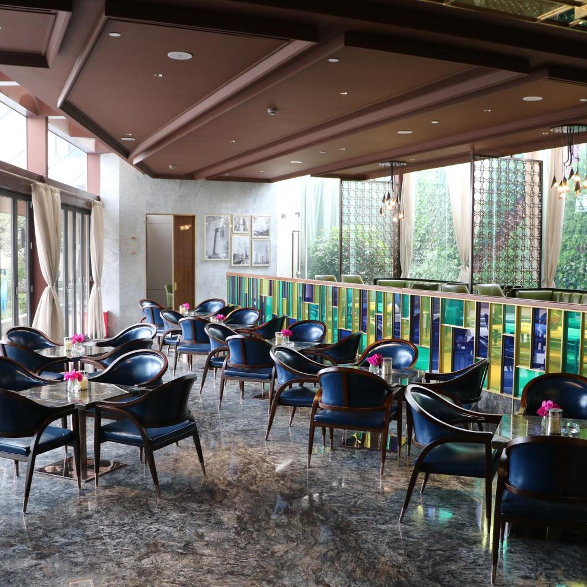 Rongjiang Hotel 67/74