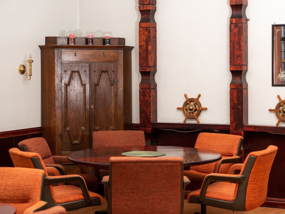 Hotel Jahtihovi 44/66
