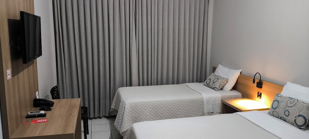 Abudi Hotel 21/67
